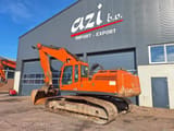 1996 Liebherr R 932 crawler excavator, side view