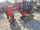 2020 Springer MAX PRO-E mini excavator, side view
