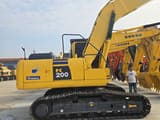 Koparka gąsienicowa 2024 Komatsu PC200-8, widok z boku