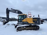 2016 Volvo EC220EL crawler excavator side view