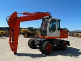 2004 Liebherr A900C wheel excavator, side profile view