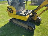 2006 New Holland E18R mini excavator, side view