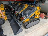 2024 Rexus YF380A crawler excavator, front three-quarter view
