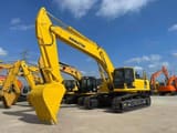 2021 Komatsu PC400-8 crawler excavator, front three-quarter view