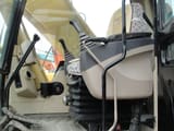 2016 Caterpillar 320CL Raupenbagger Innenansicht Fahrerkabine
