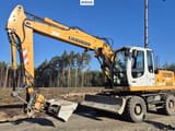 2007 Liebherr A900C wheel excavator, side profile view