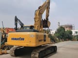 2018 Komatsu PC220-7 crawler excavator, rear three-quarter view