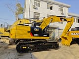 Caterpillar 320D2L excavatrice sur chenilles vue latérale