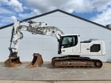 2020 Liebherr R922LC crawler excavator, side view