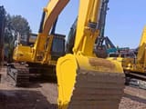2016 Komatsu PC400 crawler excavator, front view