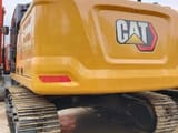 Escavatore cingolato Caterpillar 320D2 del 2024, vista posteriore