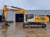 2018 Liebherr R946 crawler excavator, side profile view
