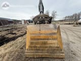 2018 Volvo EC220EL crawler excavator bucket view