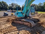 2004 Kobelco SK210NLC-6E crawler excavator, rear three-quarter view