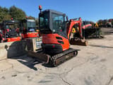 2013 Kubota U20-3EU mini excavator, front three-quarter view