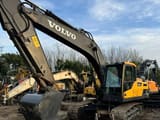 Volvo EC220E Crawler Excavator, front three-quarter view