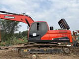 2024 Doosan DX225LC-9C crawler excavator side view