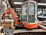 2001 Hitachi EX 50-U mini excavator side view
