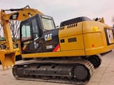 2024 Caterpillar 320D2L koparka gąsienicowa, widok z tyłu z trzech czwartych