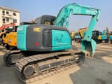 Pelle sur chenilles Kobelco SK135 de 2023