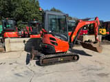 2013 Kubota U20-3α mini excavator, front three-quarter view