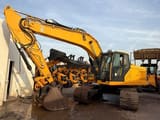 2019 JCB JS220XL excavator, side profile view