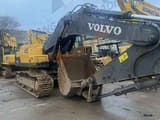 2018 Volvo EC480DL crawler excavator, side view