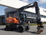 2016 Atlas 160W wheel excavator side view