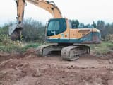 2026 Hyundai R225LC-9T crawler excavator, side view