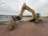 2022 Komatsu PC210LC-11 crawler excavator, side view