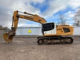 2013 Liebherr R936LC crawler excavator, side profile view
