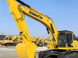 2022 Komatsu PC300 LC-8M0 crawler excavator, side profile view