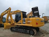 Pelle sur chenilles Komatsu PC220-8 de 2021, vue arrière trois-quarts