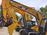 2023 Caterpillar 320CL гусеничний екскаватор, вигляд збоку