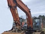 2006 Hitachi ZX225USLC-3 Pelle sur chenilles
