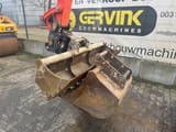2015 Kubota KX080-4 mini excavator bucket attachment