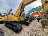 Komatsu PC220-8 гусеничный экскаватор, боковой профиль