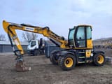 2017 JCB Hydradig wheel excavator, side profile view