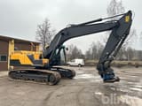 2011 Volvo EC250DL crawler excavator, side view