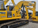 Komatsu PC220-8 escavatore cingolato, vista laterale