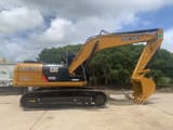 Escavatore cingolato Caterpillar 320D2 L del 2020, vista laterale