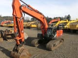Hitachi ZX470 crawler excavator, front three-quarter view