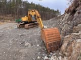1980 Ford H45 excavator, front three-quarter view