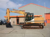 1998 CASE 988-CK crawler excavator, side view