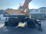 2021 Hyundai R210W-9 wheel excavator side view