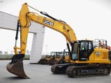 2021 JCB 220X crawler excavator, side profile view