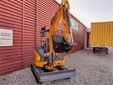XCMG XE27E mini excavator, front three-quarter view
