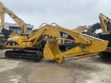 2016 Caterpillar 320C crawler excavator side view