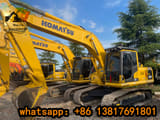 Komatsu PC200-8 paletli ekskavatör, yandan görünüm
