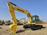 Escavatore cingolato Komatsu PC220-8 del 2024, vista laterale